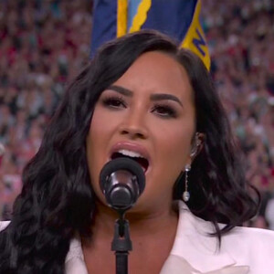 Demi Lovato lors de la mi-temps du 54ème Super Bowl au Hard Rock Stadium à Miami, Floride, Etats-Unis, le 2 février 2020.