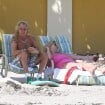 Rod Stewart : Confinement à la plage, il bronze avec sa famille