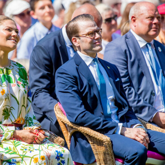 La princesse Victoria de Suède et le prince Daniel lors de la fête nationale dans le parc du palais Haga à Stockholm le 6 juin 2019.