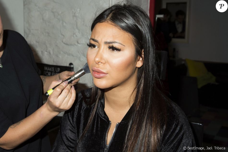 Exclusif - Maeva Ghennam - Enregistrement de l&#039;émission &quot;L&#039;instant de Luxe&quot; pour la chaîne &quot;Non Stop People&quot; à Paris le 10 octobre 2019. © Jack Tribeca/Bestimage