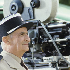 Louis de Funès sur le tournage du film "Le Gendarme et les gendarmettes" en novembre 1982.