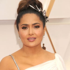 Salma Hayek - Photocall des arrivées de la 92ème cérémonie des Oscars 2020 au Hollywood and Highland à Los Angeles le 9 février 2020. 2/9/20