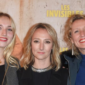 Alexandra Lamy avec sa fille Chloe Jouannet et sa soeur Audrey Lamy - Avant-première du film "Les Invisibles" au cinéma Gaumont Opéra à Paris, le 7 janvier 2019. © Coadic Guirec/Bestimage