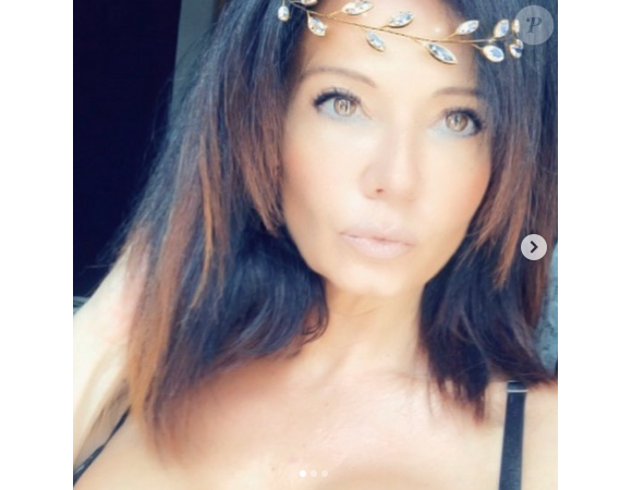 Nathalie Andréani, ex-participante à "Secret Story" en 2014 a choisi de gagner de l'argent avec son corps. 2019.