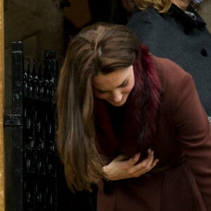 Catherine Kate Middleton et sa fille la princesse Charlotte - Le duc et la duchesse de Cambridge en famille à la messe de Noël à Englefield le 25 décembre 2016.