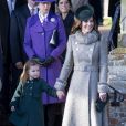 Catherine (Kate) Middleton, duchesse de Cambridge et la princesse Charlotte de Cambridge lors de la messe de Noël en l'église Sainte-Marie-Madeleine à Sandringham au Royaume-Uni, le 25 décembre 2019.