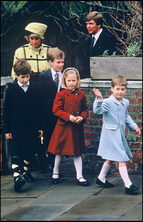 Diana et son fils le prince William en décembre 1987.