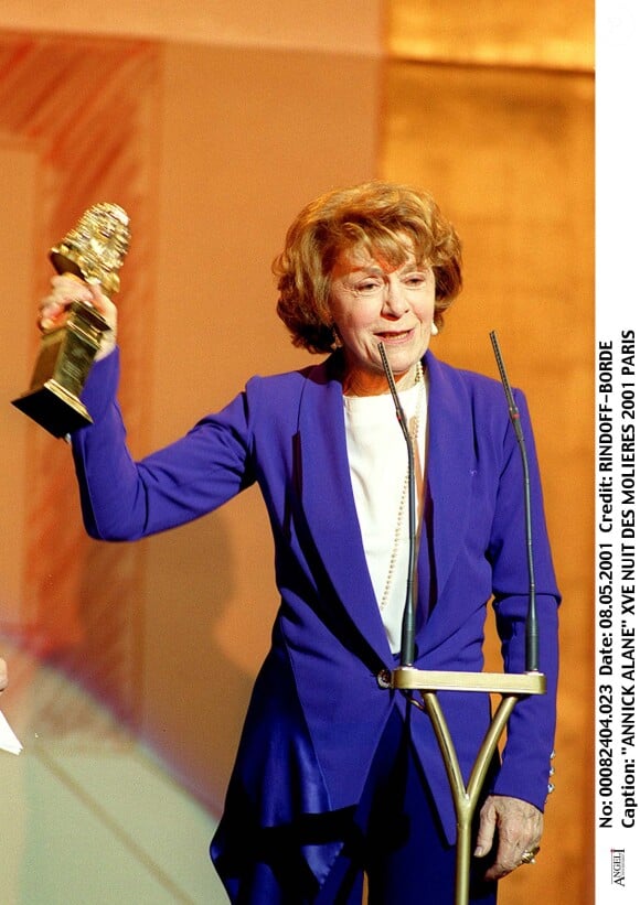 Annick Alane, Molière 2001 de la comédienne dans un second rôle.