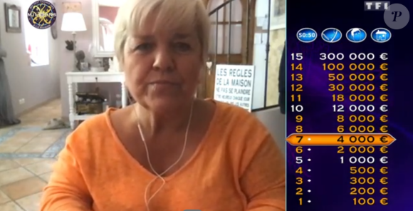 Mimie Mathy dans "Qui veut gagner des millions", version confinée avec Camille Combal - TF1, 5 mai 2020