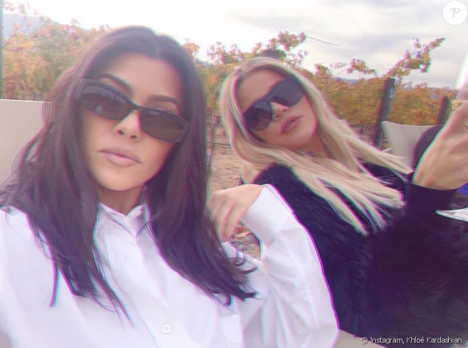 Kourtney et Khloé Kardashian. Mai 2020.