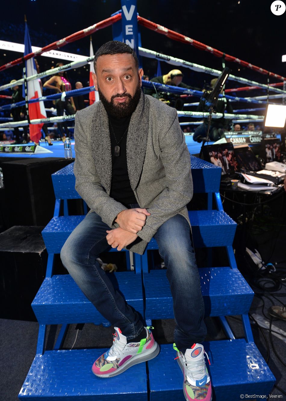 Cyril Hanouna lors du gala de boxe Univent à l&#039;AccorHotels Arena de Paris pour le championnat du monde WBA le 15 novembre 2019. © Veeren / Bestimage