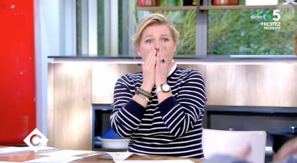 Anne-Elisabeth Lemoine dans l'émission "C à Vous" sur France 5. Le 15 mai 2020.