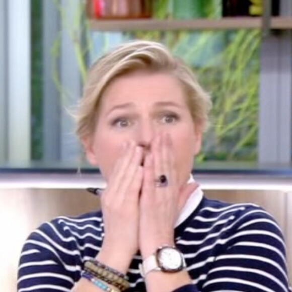 Anne-Elisabeth Lemoine dans l'émission "C à Vous" sur France 5. Le 15 mai 2020.