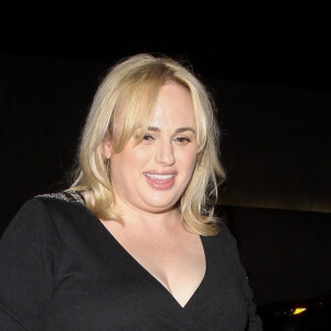 Rebel Wilson est allée diner avec une amie au restaurant Craig dans le quartier de West Hollywood à Los Angeles, le 24 février 2020.