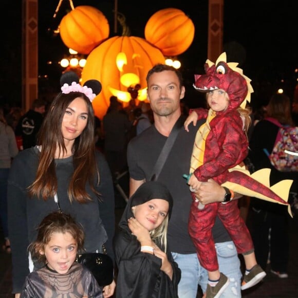 Brian Austin Green et Megan Fox avec leurs trois enfants sur Instagram, le 19 octobre 2019.