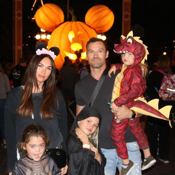 Brian Austin Green et Megan Fox avec leurs trois enfants sur Instagram, le 19 octobre 2019.