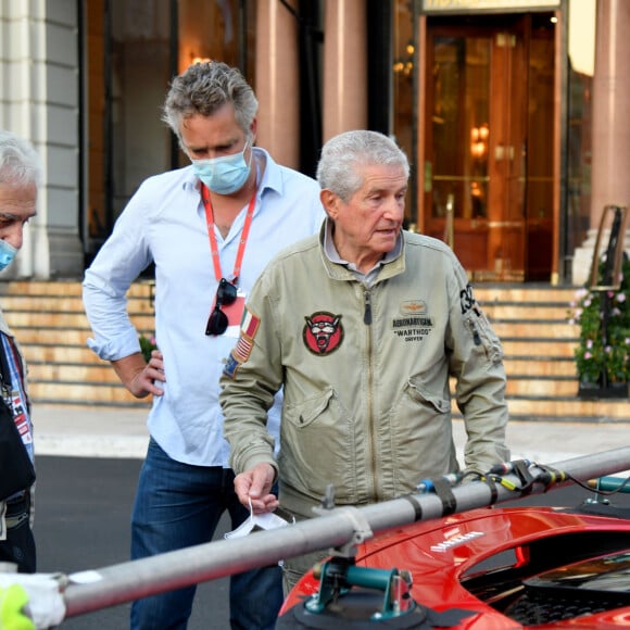 Claude Lelouch - Tournage du remake du court métrage "C'était un rendez-vous" avec cette fois-ci comme acteur principal le pilote monégasque de l'écurie Ferrari C.Leclerc au volant d'une Ferrari SF90 Stradale sur le parcours du Grand Prix de Monaco bouclé pour l'occasion durant deux heures le 24 mai 2020. © Bruno Bebert/Bestimage