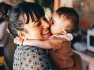 Alizée : Jolie complicité entre sa fille Maggy (6 mois) et Jon Snow