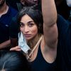 Camélia Jordana - People à la manifestation de soutien à Adama Traoré devant le tribunal de Paris le 2 juin 2020. Environ 20.000 personnes ont participé mardi soir devant le tribunal de Paris à un rassemblement interdit, émaillé d'incidents, à l'appel du comité de soutien à la famille d'Adama Traoré, jeune homme noir de 24 ans mort en 2016 après son interpellation. © Cyril Moreau / Bestimage