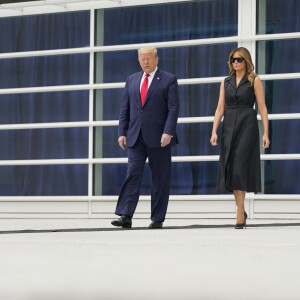 Le président des États-Unis Donald Trump et son épouse, la First Lady Melania Trump visitent le sanctuaire national Saint-Jean-Paul II (Saint John Paul II National Shrine) à Washington, D.C. Le 2 juin 2020.