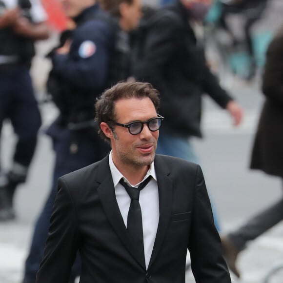 Nicolas Bedos - Hommage à Guy Bedos en l'église de Saint-Germain-des-Prés à Paris le 4 juin 2020.