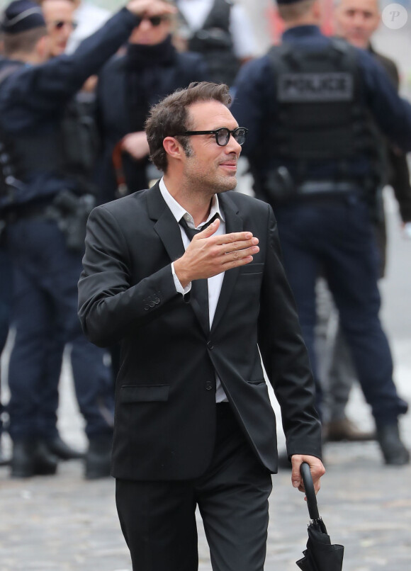 Nicolas Bedos - Hommage à Guy Bedos en l'église de Saint-Germain-des-Prés à Paris le 4 juin 2020.