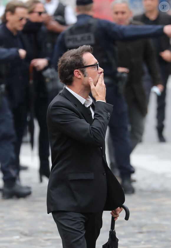 Nicolas Bedos - Hommage à Guy Bedos en l'église de Saint-Germain-des-Prés à Paris le 4 juin 2020.