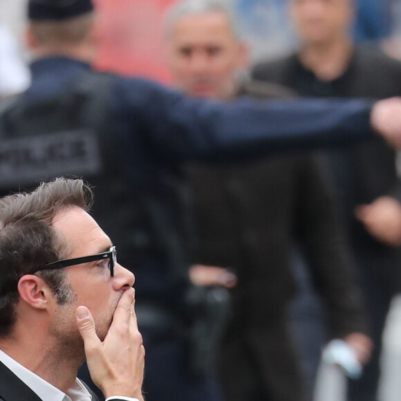 Nicolas Bedos - Hommage à Guy Bedos en l'église de Saint-Germain-des-Prés à Paris le 4 juin 2020.