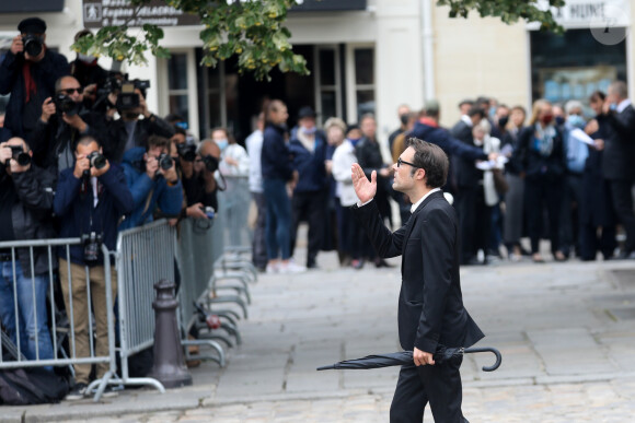 Nicolas Bedos - Hommage à Guy Bedos en l'église de Saint-Germain-des-Prés à Paris le 4 juin 2020.
