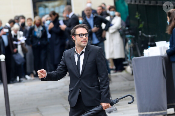 Nicolas Bedos - Hommage à Guy Bedos en l'église de Saint-Germain-des-Prés à Paris le 4 juin 2020.