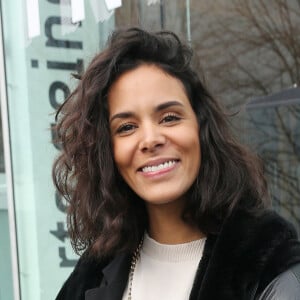 Exclusif - Shy'm arrive dans les studios de Radio France à Paris le 12 mars 2020. © Panoramic / Bestimage