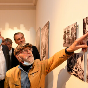 Christian Estrosi, maire de Nice, et sa femme Laura Tenoudji Estrosi ont inauguré l'exposition consacrée à Jean Ferrero, baptisée "Les années joyeuses. Jean Ferrero & friends: Arman, Ben, César, etc...", au musée Masséna à Nice, le 5 juin 2020. © Bruno Bebert/Bestimage