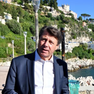 Christian Estrosi, le maire de Nice, a pris la décision d'interdire le sentier du littoral dès 20 heures, le 5 juin 2020. © Bruno Bebert/Bestimage