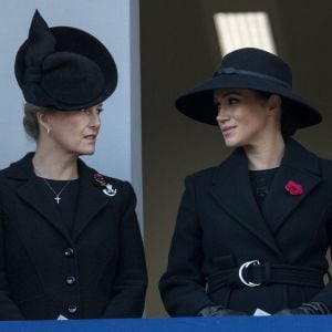 Sophie Rhys-Jones, comtesse de Wessex, Meghan Markle, duchesse de Sussex - La famille royale d'Angleterre lors du National Service of Remembrance à Londres le 10 novembre 2019.