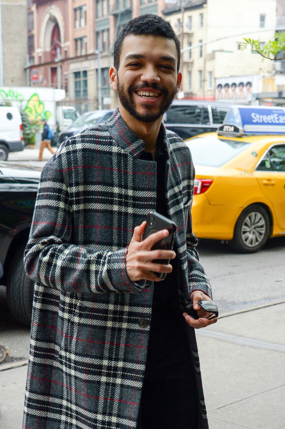 Exclusif - Justice Smith dans le quartier de Manhattan à New York, le 3 mai 2019