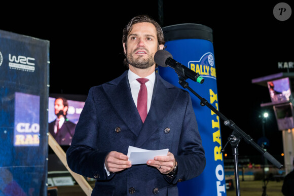 Le prince Carl Philip de Suède donne le coup d'envoi du Rallye de Suède (13 - 16 février 2020) à Karlstad, le 13 février 2020. P
