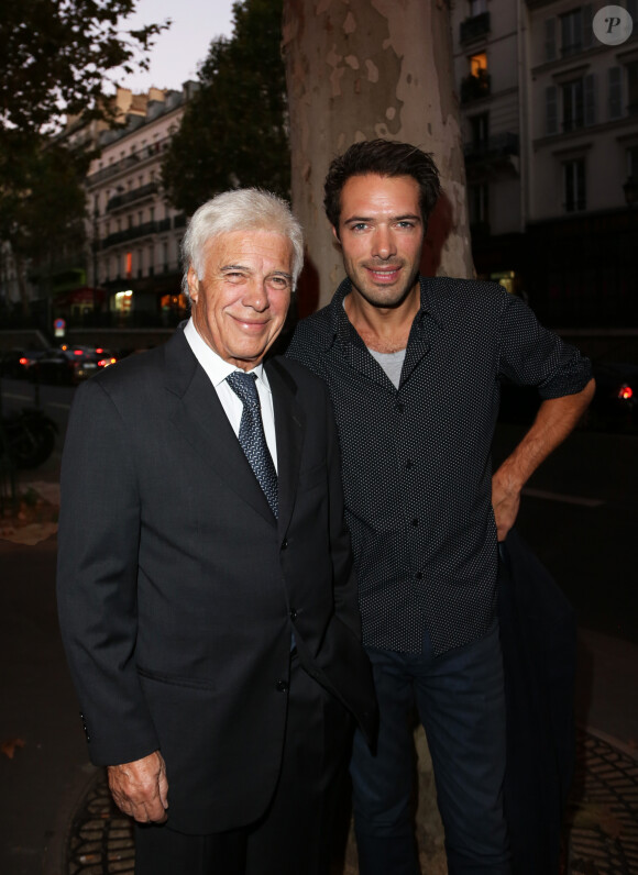 Guy Bedos et son fils Nicolas Bedos a la generale de Muriel Robin "Robin Revient" au Theatre de la Porte Saint Martin a Paris, le 23 septembre 2013