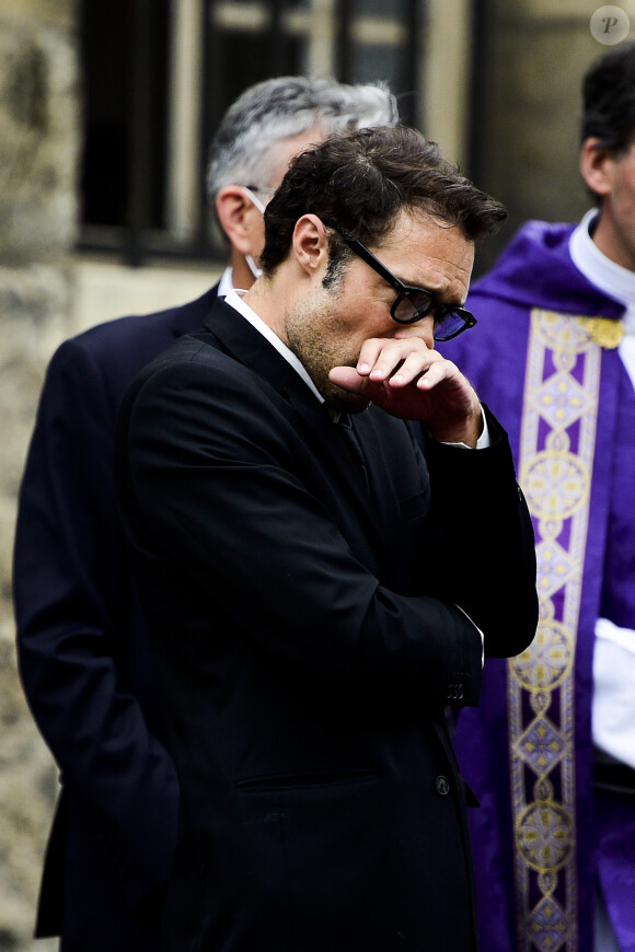 Nicolas Bedos - Hommage à Guy Bedos en l'église de Saint-Germain-des-Prés à Paris le 4 juin 2020. © JB Autissier / Panoramic / Bestimage