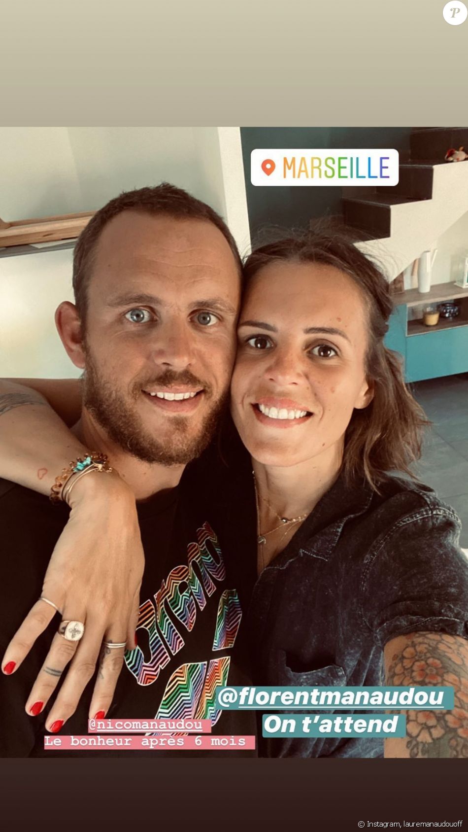 Laure Manaudou pose avec son frère aîné Nicolas, à Marseille, juin 2020. - Purepeople