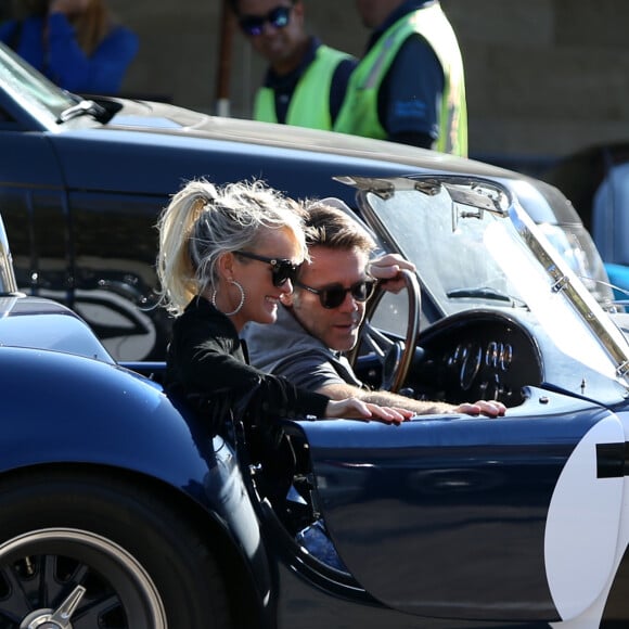 Le prince Emmanuel-Philibert de Savoie et Laeticia Hallyday - Le prince Emmanuel-Philibert de Savoie est au volant de la voiture "Shelby Cobra" sport de Johnny avec Laeticia Hallyday direction le restaurant SoHo House de Malibu en famille à Los Angeles, le 3 novembre 2019.