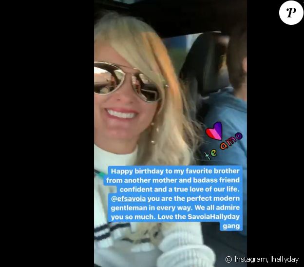 Laeticia Hallyday en voiture avec son ami le prince Emmanuel-Philibert de Savoie à Paris. Message publié le 23 juin 2020.