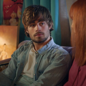 Marion Christmann et Clément Rémiens dans la série "Demain nous appartient", sur TF1.