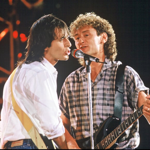 Archives - Jean-Jacques Goldman et Michael Jones sur scène en 1987