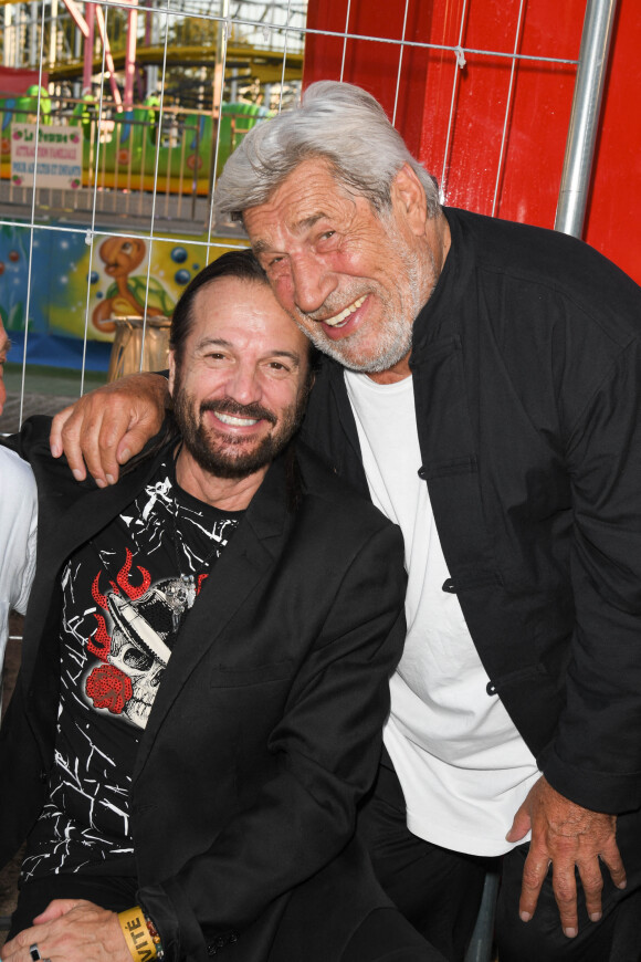 Francis Lalanne et Jean-Pierre Castaldi - Exclusif - Inauguration de la Fete a Neu-Neu au profit de l'association " Les puits du Désert " à Paris Le 30 août 2019 @ Guirec Coadic / Bestimage30/08/2019 - Paris