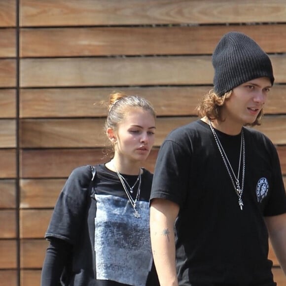 Le mannequin Thylane Blondeau, 18 ans, rejoint son compagnon, le DJ français Milane Meritte à West Hollywood où ils ont fait du shopping chez "Maxfield", le 26 juin 2019.