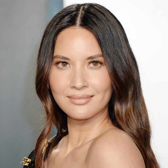 Olivia Munn - People à la soirée "Vanity Fair Oscar Party" après la 92e cérémonie des Oscars 2020 au Wallis Annenberg Center for the Performing Arts à Los Angeles, le 9 février 2020.