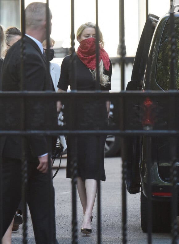 Amber Heard à son arrivée à la cour royale de justice à Londres, pour être entendu dans le procès intenté par son ex-mari J.Depp pour diffamation contre le magazine The Sun Newspaper. Le 7 juillet 2020