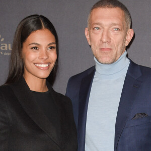 Vincent Cassel et sa femme Tina Kunakey à l'avant-première du film policier "L'Empereur de Paris" au cinéma Gaumont-Opéra à Paris, France, le 10 décembre 2018. © Coadic Guirec/Bestimage