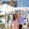 Tatiana Casiraghi (Tatiana Santa Domingo) se promène avec ses amies à Saint Tropez le 9 juillet 2020.
