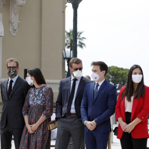 La princesse Stéphanie de Monaco, Andrea et sa femme Tatiana Casiraghi, Pierre Casiraghi, Louis et sa femme Marie Ducruet, Pauline Ducruet - Le mardi 2 juin 2020 à Monaco, ce jour, qui restera sans doute dans les annales, marque l'inauguration par le couple princier de la nouvelle architecture de la Place du Casino et la réouverture simultanée de l'emblématique Brasserie du Café de Paris Monte-Carlo, fermée suite à la crise sanitaire liée à l'épidémie de Coronavirus (Covid-19). Les participants portent tous des masques fournis par la fondation Princesse Charlène de Monaco. © Claudia Albuquerque / Bestimage